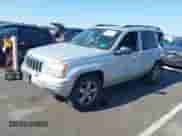 2004 Jeep Grand Cherokee Limited z VIN 1J8GW58N64C179491, wystawiony jako IAAI lot #43138579 z przebiegiem 188 997 mil mil oraz . Historia ofert i sprzedaży dostępna na DreamBid. Obrazek 17.