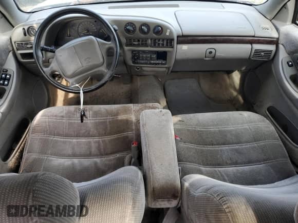 1995 Chevrolet Lumina с VIN 2G1WL52M7S1110736, выставлен на аукционе Copart как лот 73456614 с пробегом 64 574 миль миль и Списание • Salvage title. История ставок и продаж доступна на DreamBid. Изображение 8.