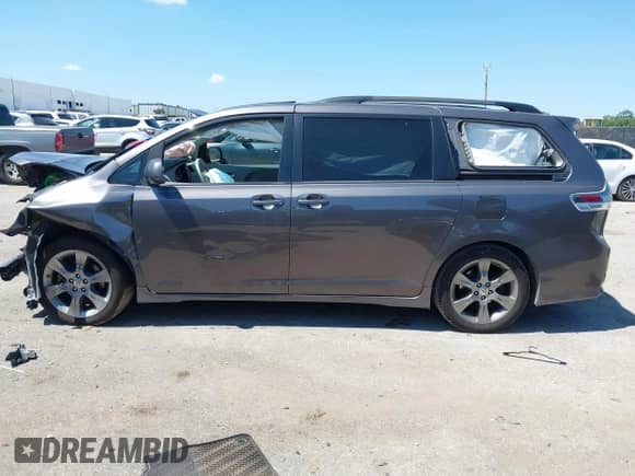 2012 Toyota Sienna SE with VIN 5TDXK3DC5CS232979, listed as a IAAI auction lot 43136504 with 198,231 mi miles and . Bid and sale history available at DreamBid. Image 14.