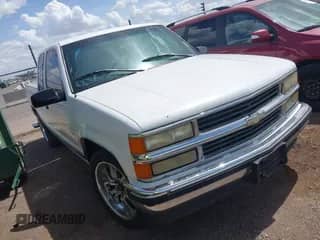 1998 Chevrolet Silverado 1500 z VIN 2GCEC19M5W1270556, wystawiony jako IAAI lot #41955289 z przebiegiem Nie podano mil oraz . Historia ofert i sprzedaży dostępna na DreamBid. Obrazek 1.