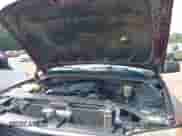2000 GMC Sierra 1500 SLE z VIN 1GTEK19T8YE372008, wystawiony jako IAAI lot #42396118 z przebiegiem 376 330 mil mil oraz . Historia ofert i sprzedaży dostępna na DreamBid. Obrazek 10.