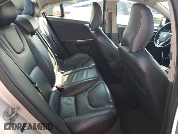 2014 Volvo S60 T5 with VIN YV1612FS6E2278399, listed as a Copart auction lot 71398215 with 172,956 mi miles and Salvage title. Bid and sale history available at DreamBid. Image 10.