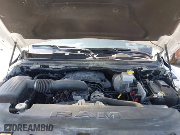 2022 Ram 1500 Big Horn z VIN 1C6RREBT5NN273048, wystawiony jako IAAI lot #42229009 z przebiegiem 58 448 mil mil oraz . Historia ofert i sprzedaży dostępna na DreamBid. Obrazek 10.