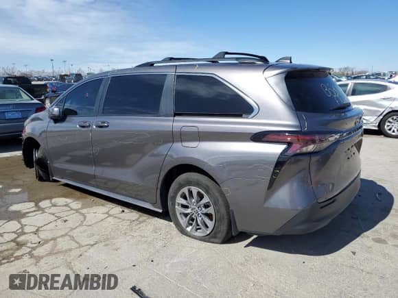 2023 Toyota Sienna LE с VIN 5TDBRKEC3PS143125, выставлен на аукционе Copart как лот 50191195 с пробегом 29 308 миль миль и Списание • Salvage title. История ставок и продаж доступна на DreamBid. Изображение 2.