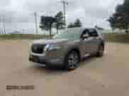 2024 Nissan Pathfinder Platinum with VIN 5N1DR3DJXRC302205, listed as a Copart auction lot 90737595 with 8,638 mi miles and Clean title. Bid and sale history available at DreamBid. Image 2.