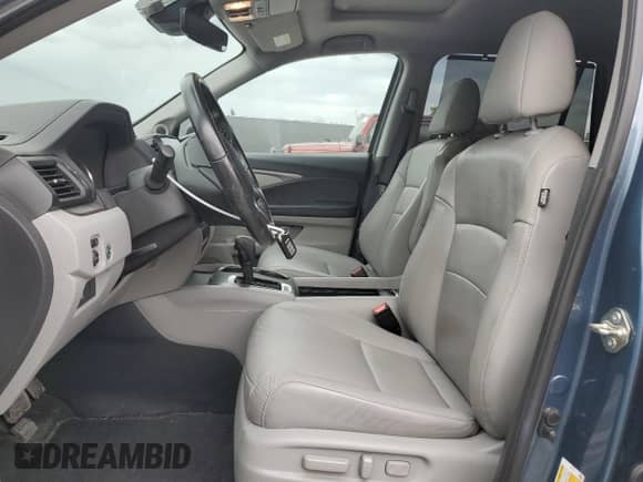 2020 Honda Pilot EX-L с VIN 5FNYF5H50LB010936, выставлен на аукционе Copart как лот 56715695 с пробегом 41 933 миль миль и На запчасти • Non repairable. История ставок и продаж доступна на DreamBid. Изображение 7.