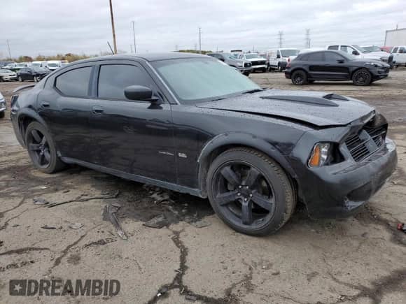 2008 Dodge Charger z VIN 2B3KA43G38H298901, wystawiony jako Copart lot #87483085 z przebiegiem 135 397 mil mil oraz Czysty tytuł • Clean title. Historia ofert i sprzedaży dostępna na DreamBid. Obrazek 4.