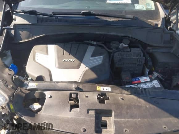 2018 Hyundai Santa Fe SE with VIN KM8SMDHF7JU268529, listed as a IAAI auction lot 42943684 with 101,510 mi miles and . Bid and sale history available at DreamBid. Image 10.