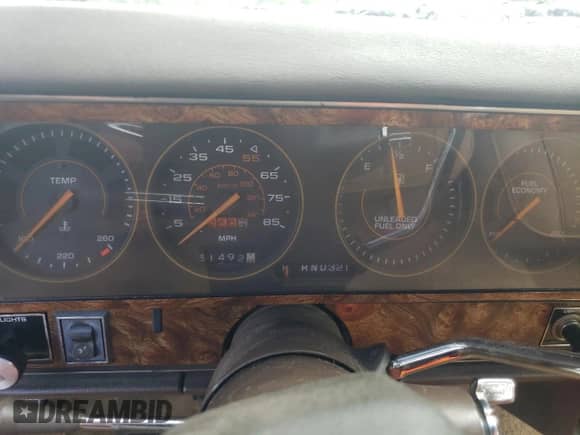 1982 Chevrolet Caprice с VIN 2G1AN35HXC1237392, выставлен на аукционе Copart как лот 69453243 с пробегом 31 492 миль миль и Списание • Salvage title. История ставок и продаж доступна на DreamBid. Изображение 9.