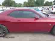 2023 Dodge Challenger R/T Scat Pack z VIN 2C3CDZFJ4PH617904, wystawiony jako IAAI lot #42091970 z przebiegiem 5 731 mil mil oraz . Historia ofert i sprzedaży dostępna na DreamBid. Obrazek 14.