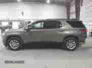 2019 Chevrolet Traverse LT Cloth z VIN 1GNEVGKW6KJ210172, wystawiony jako IAAI lot #42695664 z przebiegiem 68 424 mil mil oraz . Historia ofert i sprzedaży dostępna na DreamBid. Obrazek 15.