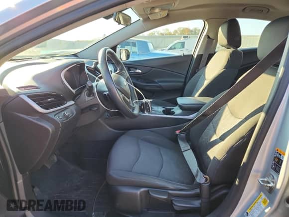 2016 Chevrolet Volt LT z VIN 1G1RA6S50GU100059, wystawiony jako Copart lot #90058595 z przebiegiem 67 979 mil mil oraz Czysty tytuł • Clean title. Historia ofert i sprzedaży dostępna na DreamBid. Obrazek 7.