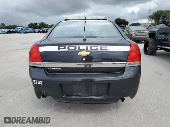 2014 Chevrolet Caprice Police Police с VIN 6G3NS5U22EL976444, выставлен на аукционе Copart как лот 71227864 с пробегом 85 680 миль миль и Списание • Salvage title. История ставок и продаж доступна на DreamBid. Изображение 6.