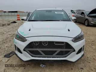 2019 Hyundai Veloster 2.0 z VIN KMHTG6AF5KU018693, wystawiony jako Copart lot #76660363 z przebiegiem 74 498 mil mil oraz . Historia ofert i sprzedaży dostępna na DreamBid. Obrazek 5.