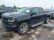 2017 Chevrolet Silverado 1500 Custom с VIN 1GCRCPEC1HZ112646, выставлен на аукционе IAAI как лот 42096956 с пробегом 86 797 миль миль и . История ставок и продаж доступна на DreamBid. Изображение 17.