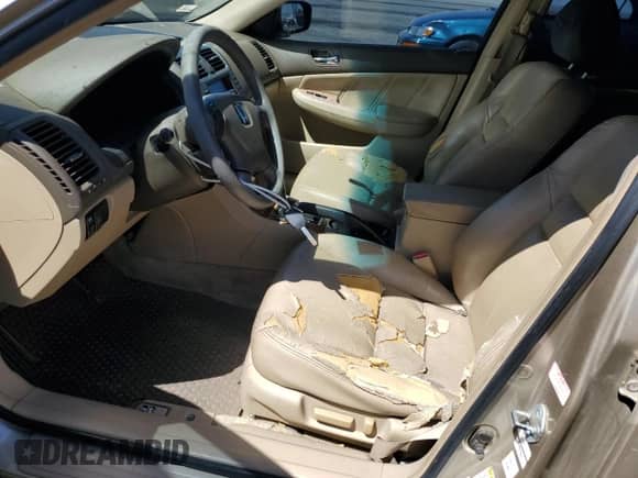 2004 Honda Accord EX with VIN 1HGCM66864A089771, listed as a Copart auction lot 71829965 with 233,658 mi miles and Clean title. Bid and sale history available at DreamBid. Image 7.