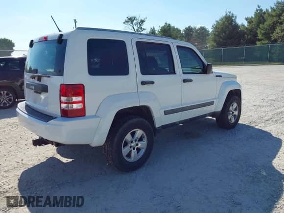 2011 Jeep Liberty Sport with VIN 1J4PN2GKXBW574232, listed as a IAAI auction lot 43190022 with 272,708 mi miles and . Bid and sale history available at DreamBid. Image 4.