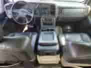 2003 Chevrolet Avalanche с VIN 3GNEK13T73G266666, выставлен на аукционе Copart как лот 60370025 с пробегом 136 196 миль миль и Чистый • Clean title. История ставок и продаж доступна на DreamBid. Изображение 8.