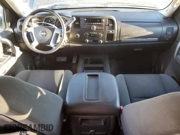 2008 GMC Sierra 1500 Work Truck with VIN 2GTEK13M381302015, listed as a Copart auction lot 82699885 with 307,149 mi miles and Clean title. Bid and sale history available at DreamBid. Image 8.