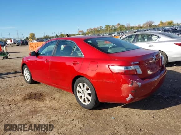 2007 Toyota Camry z VIN 4T1BB46K37U013858, wystawiony jako IAAI lot #43531080 z przebiegiem Nie podano mil oraz . Historia ofert i sprzedaży dostępna na DreamBid. Obrazek 3.