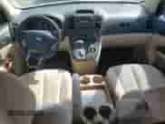 2008 Hyundai Entourage GLS с VIN KNDMC233786048565, выставлен на аукционе Copart как лот 68769924 с пробегом 133 575 миль миль и Списание • Salvage title. История ставок и продаж доступна на DreamBid. Изображение 8.