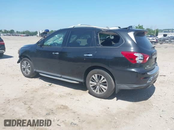 2020 Nissan Pathfinder SL with VIN 5N1DR2CM8LC642806, listed as a IAAI auction lot 42572845 with 45,286 mi miles and . Bid and sale history available at DreamBid. Image 3.
