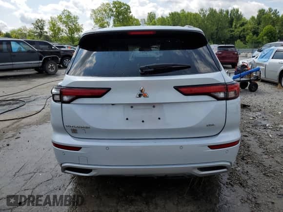 2024 Mitsubishi Outlander SEL с VIN JA4J4WA85RZ006248, выставлен на аукционе Copart как лот 65066615 с пробегом 64 481 миль миль и На запчасти • Non repairable. История ставок и продаж доступна на DreamBid. Изображение 6.