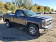 2015 Chevrolet Silverado 1500 Work Truck z VIN 1GCNCPEH0FZ179620, wystawiony jako Copart lot #86633735 z przebiegiem 107 607 mil mil oraz Czysty tytuł • Clean title. Historia ofert i sprzedaży dostępna na DreamBid. Obrazek 4.