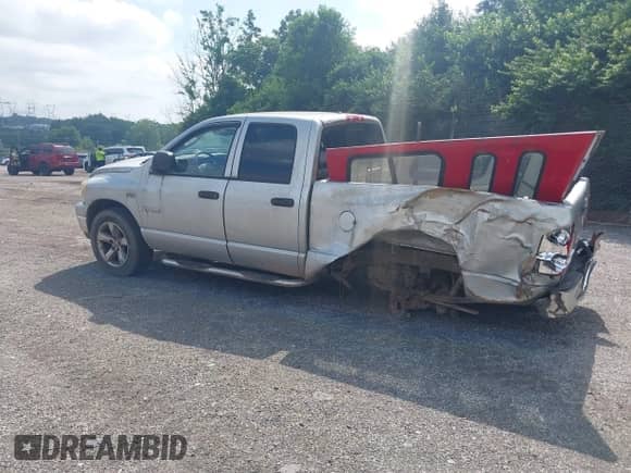2008 Dodge 1500 SLT с VIN 1D7HU18248S503541, выставлен на аукционе IAAI как лот 42673022 с пробегом 138 318 миль миль и . История ставок и продаж доступна на DreamBid. Изображение 3.