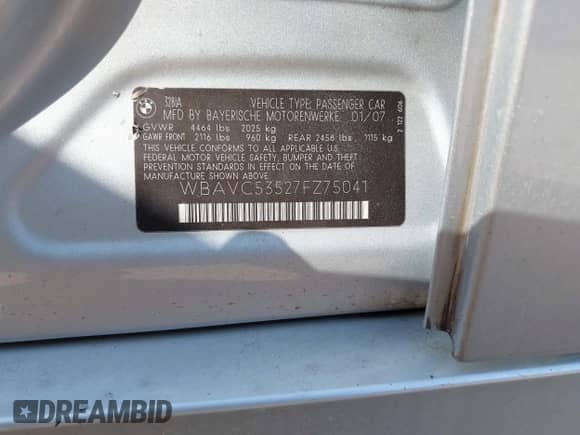 2007 BMW 3 Series 328i z VIN WBAVC53527FZ75041, wystawiony jako IAAI lot #43240788 z przebiegiem 165 460 mil mil oraz . Historia ofert i sprzedaży dostępna na DreamBid. Obrazek 9.