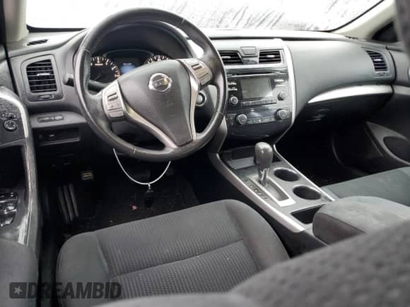 2015 Nissan Altima SV с VIN 1N4AL3APXFC198088, выставлен на аукционе Copart как лот 85904345 с пробегом 161 262 миль миль и Списание • Salvage title. История ставок и продаж доступна на DreamBid. Изображение 8.