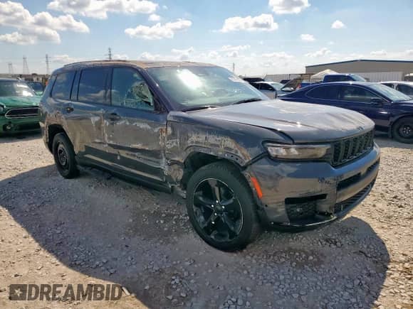 2025 Jeep Grand Cherokee Limited с VIN 1C4RJKBG4S8680354, выставлен на аукционе Copart как лот 85876825 с пробегом 3 196 миль миль и Списание • Salvage title. История ставок и продаж доступна на DreamBid. Изображение 4.