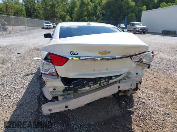 2014 Chevrolet Impala LT с VIN 2G1125S31E9261307, выставлен на аукционе IAAI как лот 43148788 с пробегом 64 490 миль миль и . История ставок и продаж доступна на DreamBid. Изображение 17.