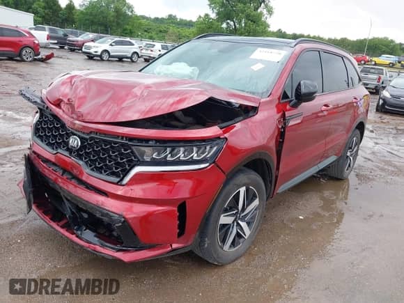 2021 Kia Sorento EX with VIN 5XYRHDLFXMG027567, listed as a IAAI auction lot 42418728 with 94,136 mi miles and . Bid and sale history available at DreamBid. Image 2.