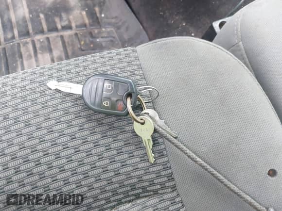 2011 Ford F-250 XL с VIN 1FT7W2BT7BEA61173, выставлен на аукционе IAAI как лот 42385014 с пробегом 158 574 миль миль и . История ставок и продаж доступна на DreamBid. Изображение 11.