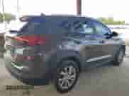 2019 Hyundai Tucson Value с VIN KM8J33A42KU846801, выставлен на аукционе Copart как лот 85926435 с пробегом 87 181 миль миль и Списание • Salvage title. История ставок и продаж доступна на DreamBid. Изображение 3.