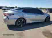 2019 Toyota Camry XSE z VIN 4T1BZ1HK1KU023319, wystawiony jako Copart lot #68897195 z przebiegiem 88 533 mil mil oraz Szkoda całkowita • Salvage title. Historia ofert i sprzedaży dostępna na DreamBid. Obrazek 3.