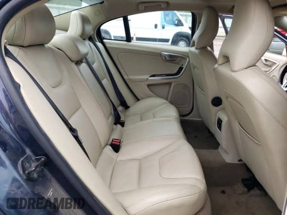 2013 Volvo S60 T5 с VIN YV1612FH1D2174194, выставлен на аукционе Copart как лот 67268975 с пробегом 93 344 миль миль и Списание • Salvage title. История ставок и продаж доступна на DreamBid. Изображение 10.