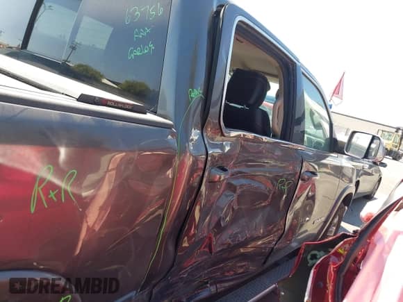 2019 Ram 1500 Laramie with VIN 1C6RREJT9KN616036, listed as a IAAI auction lot 42670299 with 74,819 mi miles and . Bid and sale history available at DreamBid. Image 13.