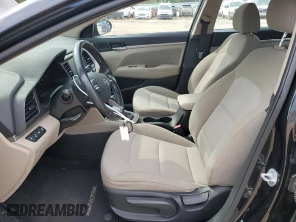 2019 Hyundai Elantra SEL с VIN 5NPD84LF1KH432815, выставлен на аукционе Copart как лот 81958425 с пробегом 66 511 миль миль и Списание • Salvage title. История ставок и продаж доступна на DreamBid. Изображение 7.