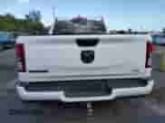 2023 Ram 1500 Big Horn z VIN 1C6RREBG2PN511783, wystawiony jako Copart lot #47061195 z przebiegiem 3 310 mil mil oraz Szkoda całkowita • Salvage title. Historia ofert i sprzedaży dostępna na DreamBid. Obrazek 6.