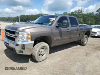 2008 Chevrolet Silverado 2500HD 1LT with VIN 1GCHK23658F101617, listed as a Copart auction lot 56466745 with Not provided miles and Salvage title. Bid and sale history available at DreamBid. Image 1.