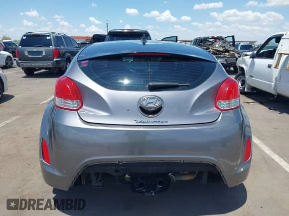 2015 Hyundai Veloster with VIN KMHTC6AD6FU239445, listed as a IAAI auction lot 42757675 with 114,509 mi miles and . Bid and sale history available at DreamBid. Image 6.