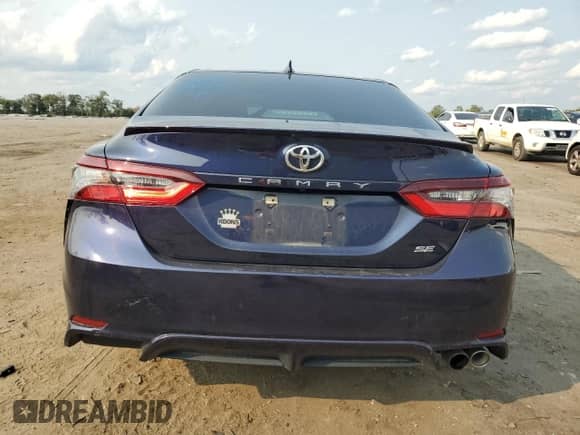 2021 Toyota Camry SE Nightshade z VIN 4T1G11AK7MU496619, wystawiony jako Copart lot #71771155 z przebiegiem 112 202 mil mil oraz Szkoda całkowita • Salvage title. Historia ofert i sprzedaży dostępna na DreamBid. Obrazek 6.