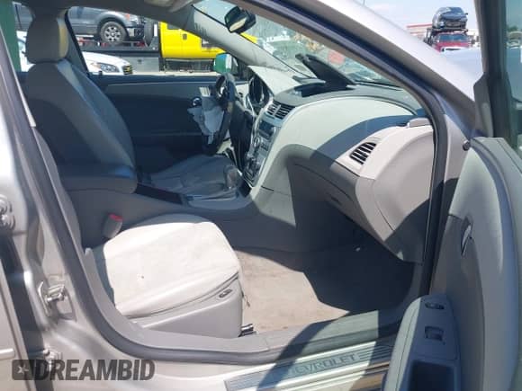 2008 Chevrolet Malibu 2LT с VIN 1G1ZJ57748F278499, выставлен на аукционе IAAI как лот 42013959 с пробегом 208 194 миль миль и . История ставок и продаж доступна на DreamBid. Изображение 5.