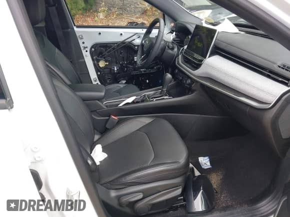 2023 Jeep Compass Latitude Lux с VIN 3C4NJDFN5PT534928, выставлен на аукционе IAAI как лот 43009039 с пробегом 19 176 миль миль и . История ставок и продаж доступна на DreamBid. Изображение 5.