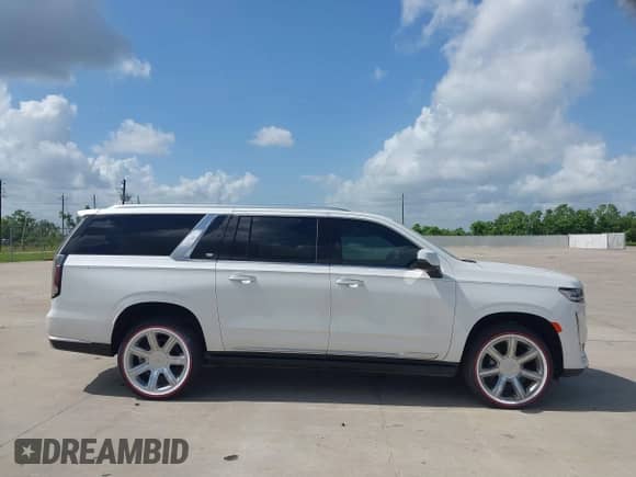 2022 Cadillac Escalade ESV Premium Luxury с VIN 1GYS4LKL3NR248004, выставлен на аукционе IAAI как лот 42545925 с пробегом 28 637 миль миль и . История ставок и продаж доступна на DreamBid. Изображение 13.