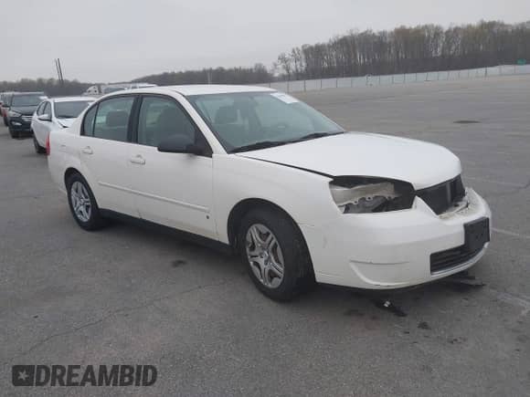 2008 Chevrolet Malibu Classic LS 2FL с VIN 1G1ZS58N18F147377, выставлен на аукционе IAAI как лот 42016511 с пробегом 203 189 миль миль и . История ставок и продаж доступна на DreamBid. Изображение 1.