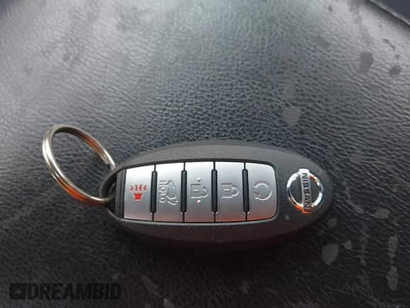 2019 Nissan Pathfinder SV with VIN 5N1DR2MM5KC615110, listed as a IAAI auction lot 42399030 with 129,844 mi miles and . Bid and sale history available at DreamBid. Image 11.