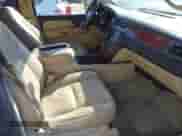 2007 Chevrolet Suburban LT with VIN 1GNFK16347J223178, listed as a IAAI auction lot 41757938 with Not provided miles and . Bid and sale history available at DreamBid. Image 5.